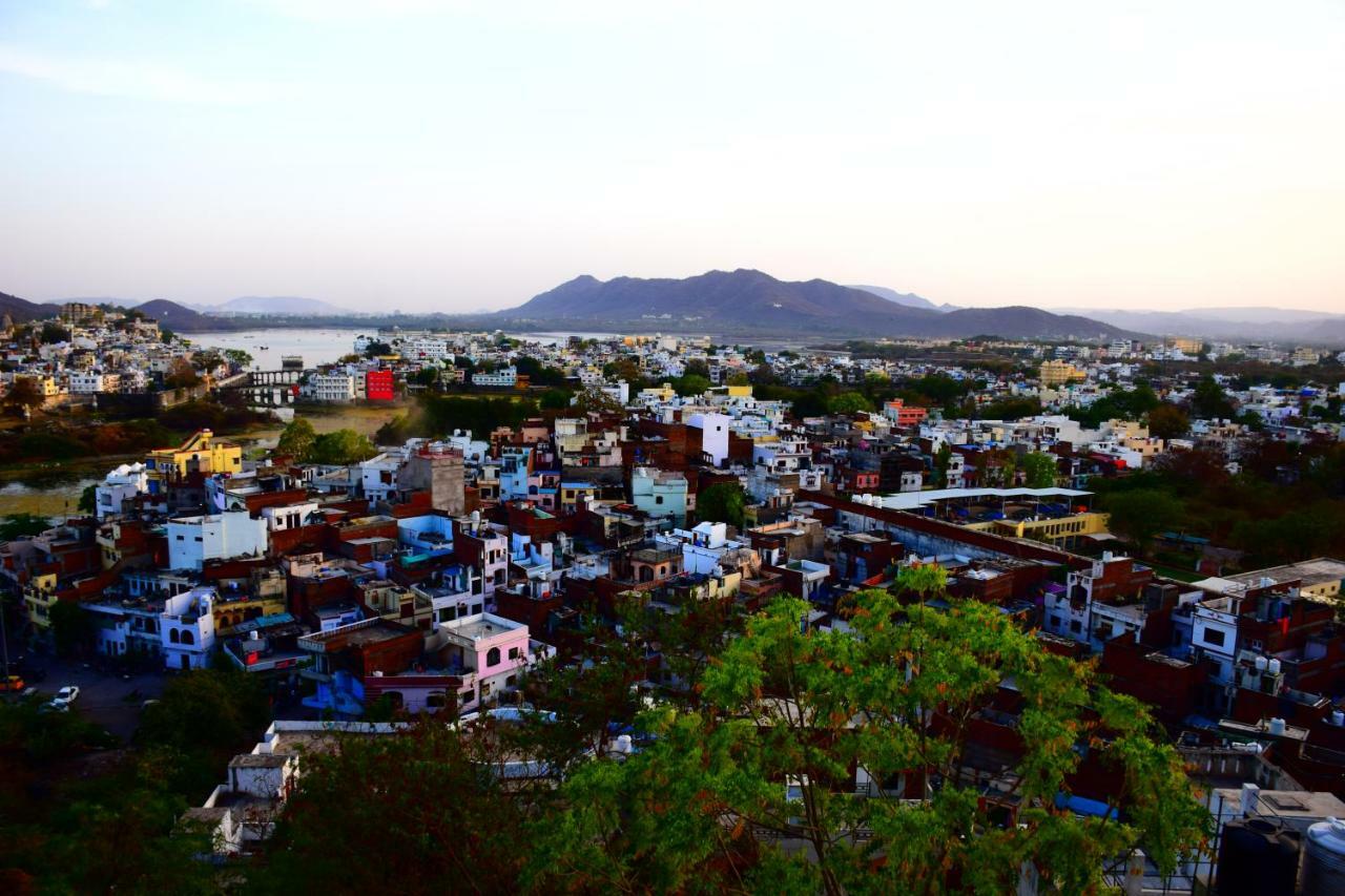 Hotel Kurabar Kothi Udaipur Exterior foto