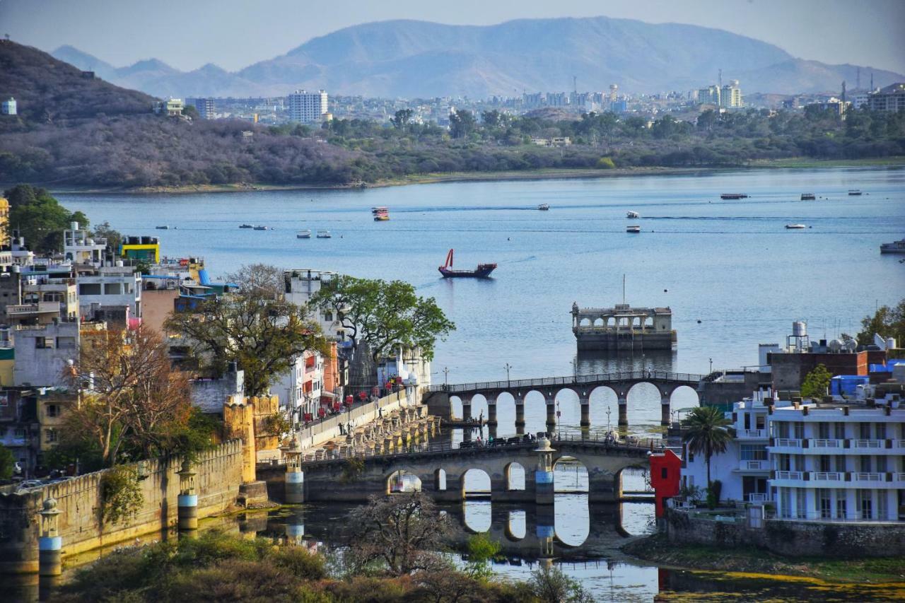 Hotel Kurabar Kothi Udaipur Exterior foto