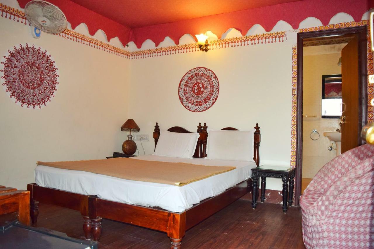 Hotel Kurabar Kothi Udaipur Exterior foto